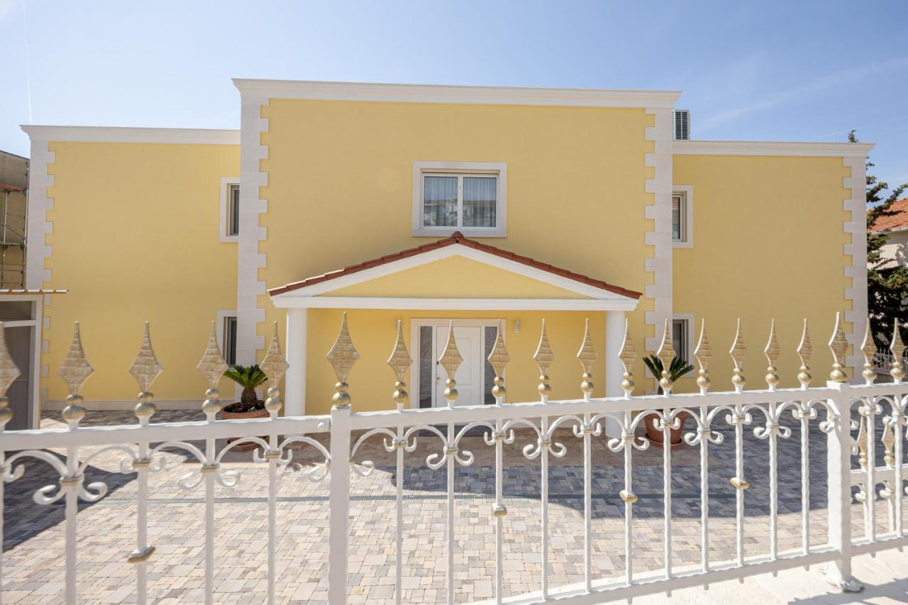 Villa Bella Vista Am Meer Trogir Exterior foto